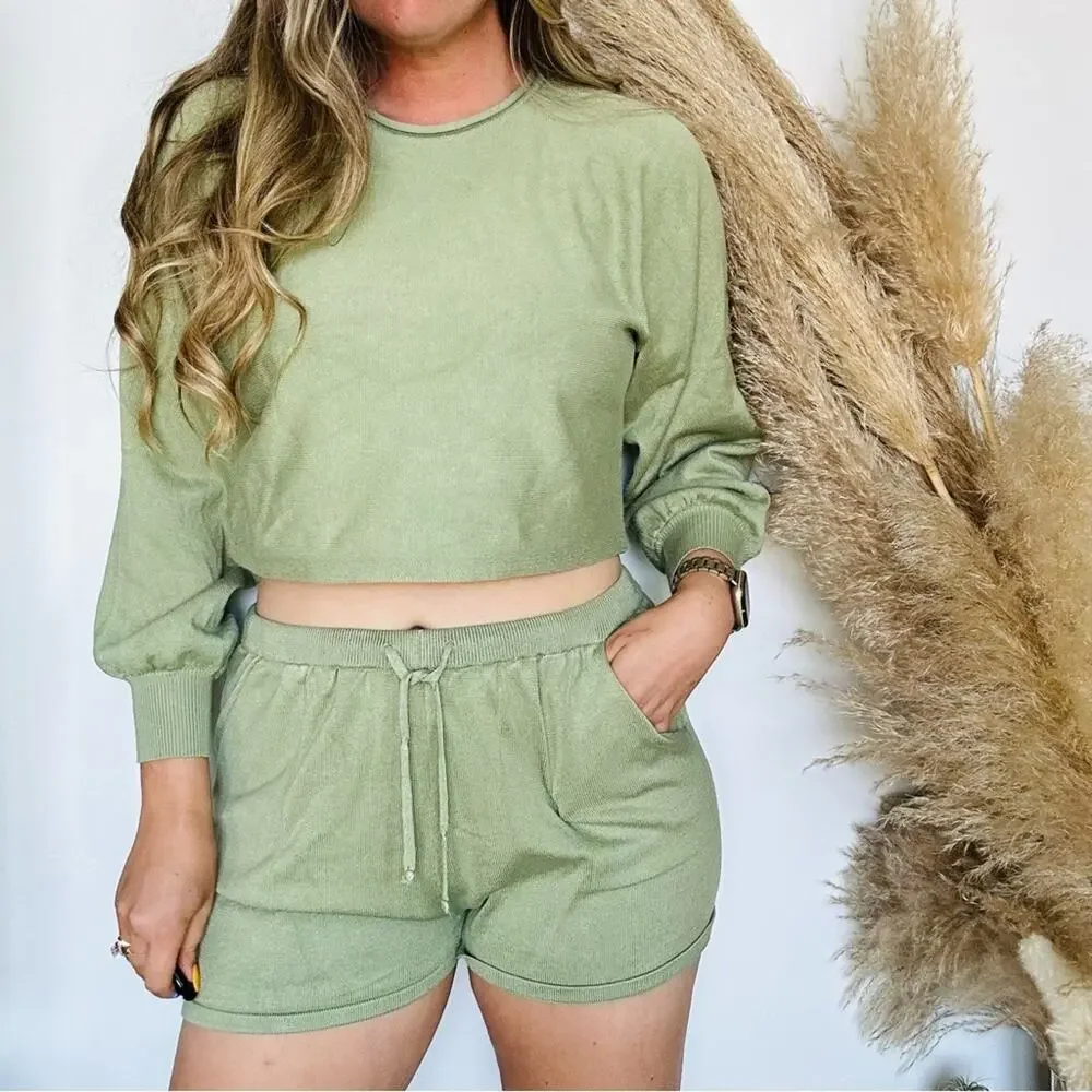 NEW ZESICA Sage Green Crop Bubble Long Sleeve Sweater Tie Pockets Shorts Set M - Picture 11 of 12